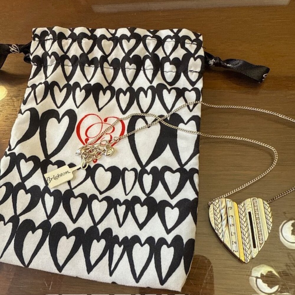 SOLD>>>>>NWT Brighton JL9723 Heart Tapestry Necklace, Swarovski crystals